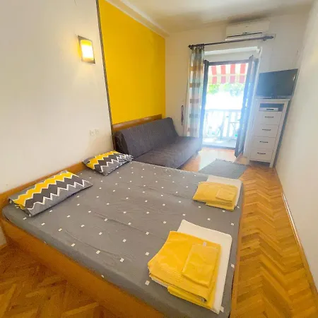Dea Apartment *
